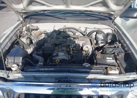 2004 Toyota Tacoma z USA, uszkodzony, nr VIN 5TEVL52N94Z399113